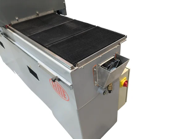 ELITE CU mini 1200 with bellows cover and mist extraction system